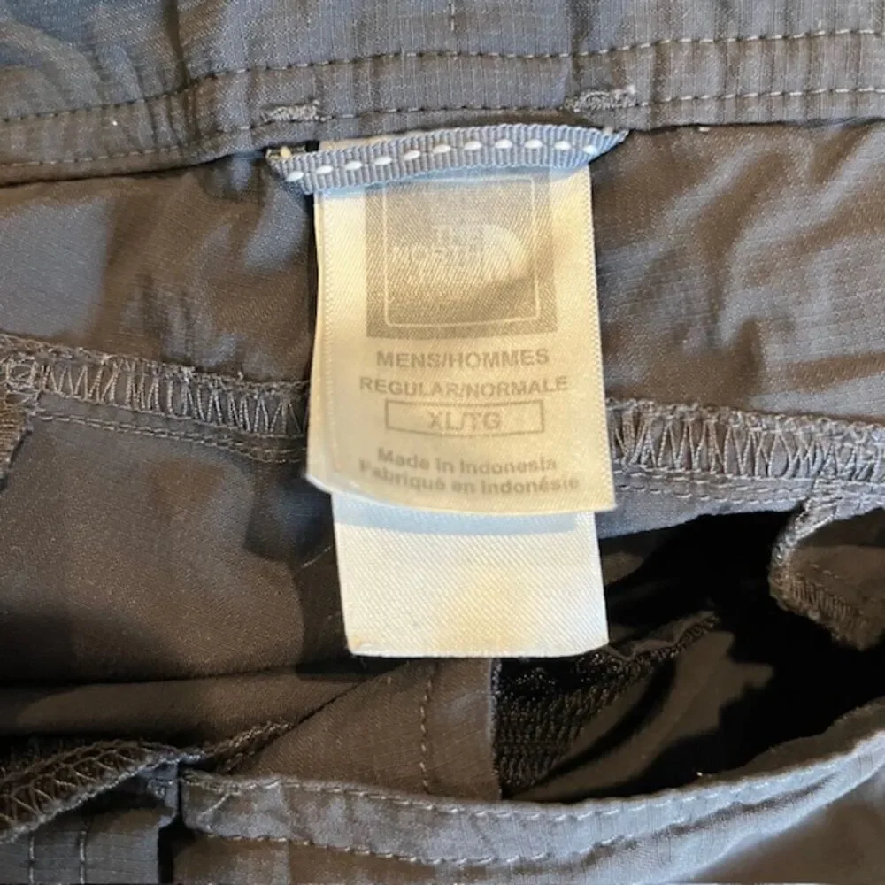 The North Face Convertible Hiking Pants Zip Off Legs Outdoor Utility Charcoal XL